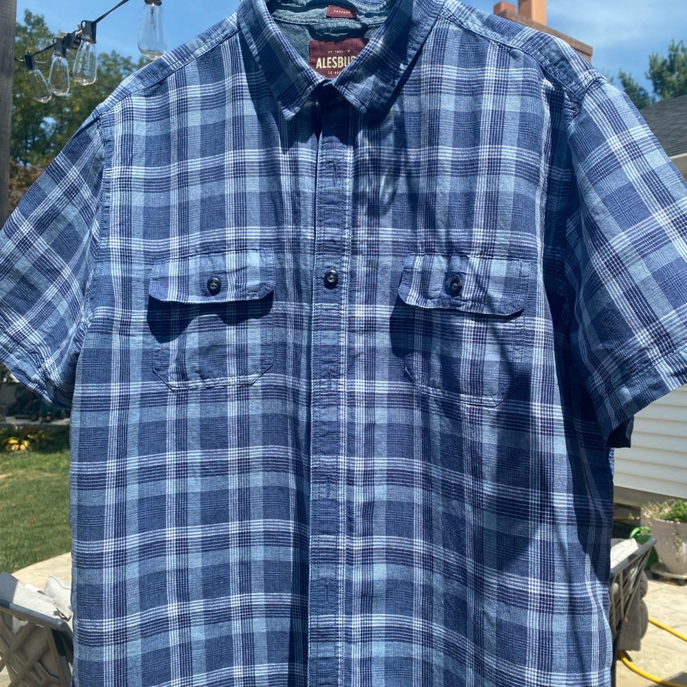 Men’s L Short Sleeve Shirt
